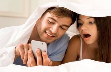 استخدام الهاتف ليلا لا يدمر نومك فقط بل قد يهدد صحتك العامة!