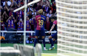 لامين جمال يحصل على جائزة جديدة لامين جمال يحصل على جائزة جديدة