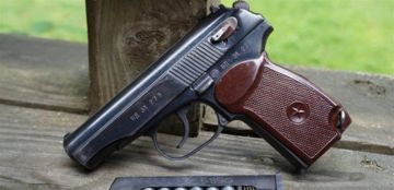 قتل عامل على يد شقيقين انتقاما لمقتل والدهما قتل عامل على يد شقيقين انتقاما لمقتل والدهما