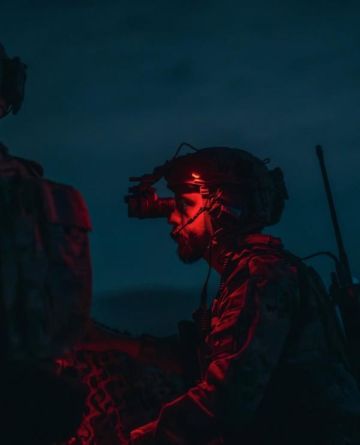 الملكة: نعم السند...الله يحمي جيشنا العربي الملكة: نعم السند...الله يحمي جيشنا العربي