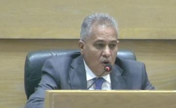 الهميسات مطالبا بزيادة رواتب الموظفين العاملين والمتقاعدين: ما يهم مجلس النواب هو معيشة المواطن