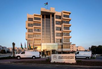 تعيين وتجديد وإحالة للتقاعد في مجلس مفوضي هيئة تنظيم الاتصالات (أسماء) تعيين وتجديد وإحالة للتقاعد في مجلس مفوضي هيئة تنظيم الاتصالات (أسماء)