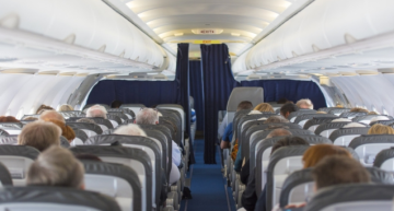 نظام جديد يعدل رسوم الطيران المدني وينظم أنشطة الطائرات المسيرة