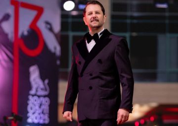 عبد القادر جريو يقود مهرجان وهران برؤية ملتزمة .. صور