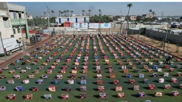 الحملة الأردنية توزع 600 بطانية شتوية على الأسر المتضررة في غزة