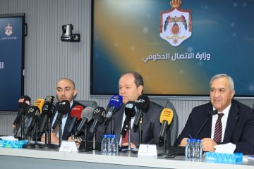 أمين عام الاتصال الحكومي: وزارة التربية والتعليم تواصل تطوير البيئة التعليمية والتحول الرقمي