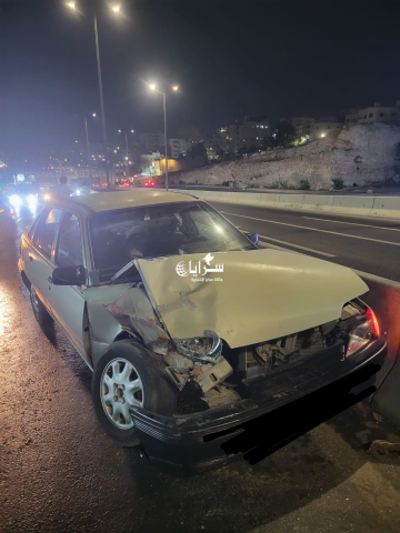 حادث تصادم بين مركبات على طلوع عين غزال .. صور حادث تصادم بين مركبات على طلوع عين غزال .. صور