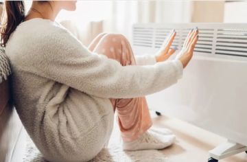 متى أشعر بالقلق بشأن برودة اليدين والقدمين في الشتاء؟ متى أشعر بالقلق بشأن برودة اليدين والقدمين في الشتاء؟