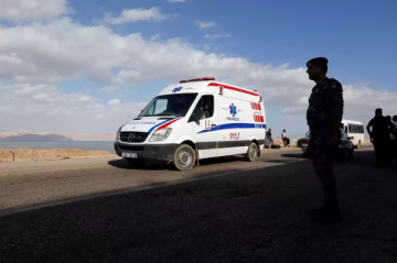 4 إصابات متوسطة في تدهور على طريق وادي عربة 4 إصابات متوسطة في تدهور على طريق وادي عربة