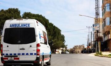 إصابة أربعة أشخاص جراء تدهور مركبة في وادي عربة