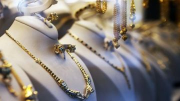 ارتفاع أسعار الذهب محليا إلى 81.4 دينارا للغرام