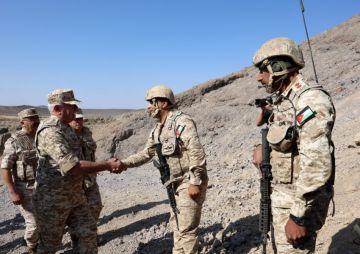 رئيس هيئة الأركان يتابع تمرين صهيل العاديات لتعزيز الجاهزية القتالية