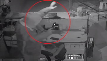  لص راقص يسطو على محل هواتف في عمان بدم بارد .. فيديو