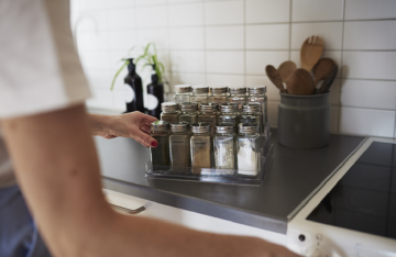 نوع شائع من التوابل التقليدية يحارب السمنة ويحمي القلب