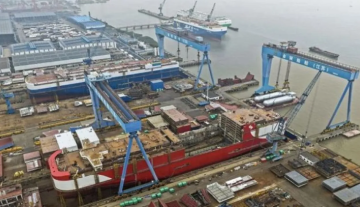 تهدئة جديدة .. الصين تعلق الرسوم على السفن الأمريكية