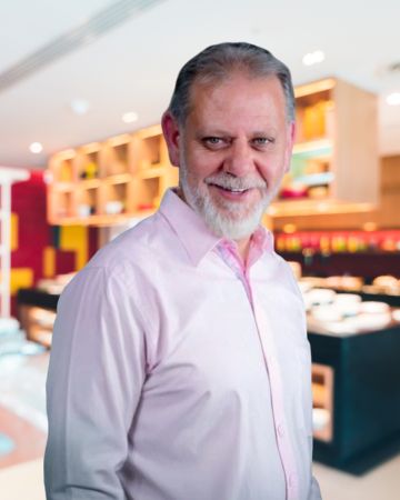 هل سترتفع أسعار صالونات التجميل النسائية؟ النقيب سمارة يجيب عبر سرايا (استمع)