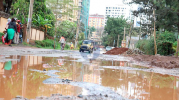 21 وفاة وعشرات المفقودين بانزلاق للتربة في كينيا 21 وفاة وعشرات المفقودين بانزلاق للتربة في كينيا