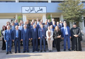 القاضي يفتتح أعمال المؤتمر العام للجمعية البرلمانية الدولية للأرثوذكسية