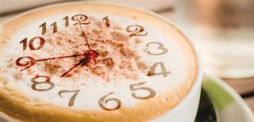 متى يكون توقيت تناول القهوة متأخرا؟