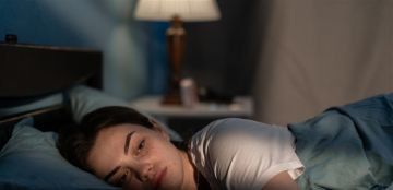 من السقوط إلى الطيران.. ما يراه العقل الباطن في نومنا!