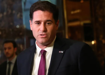 وزير الشؤون الاستراتيجية الإسرائيلي يستقيل من منصبه