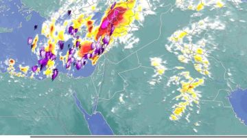 سحب رعدية على مناطق متفرقة الساعات القادمة تشمل أجزاء من الأغوار والبحر الميت سحب رعدية على مناطق متفرقة الساعات القادمة تشمل أجزاء من الأغوار والبحر الميت