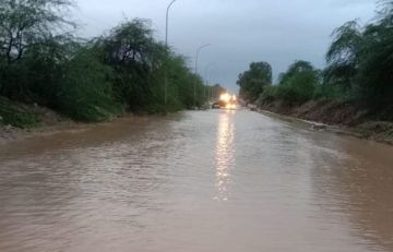 إعادة فتح طريق العدسية الشونة الشمالية جراء الأمطار إعادة فتح طريق العدسية الشونة الشمالية جراء الأمطار