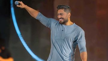 تامر حسني يكشف تفاصيل أزمته الصحية واستئصال جزء من الكلية تامر حسني يكشف تفاصيل أزمته الصحية واستئصال جزء من الكلية