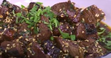 طريقة عمل اللحمة بالعسل والثوم.. جددى مطبخك