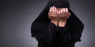 مهددة بالحجز على منزلها .. مواطنة أردنية تناشد أهل الخير مساعدتها لاستلام شهادتها بعد 11 عاما من تخرجها