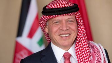 الملك والعاهل البحريني يبحثان هاتفيا العلاقات الأخوية والتطورات الإقليمية الملك والعاهل البحريني يبحثان هاتفيا العلاقات الأخوية والتطورات الإقليمية