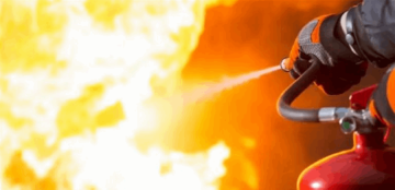 فاجعة في مصر .. شاحن هاتف يقضي على عائلة حرقا