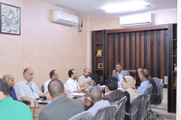 المساعيد يلتقي رؤساء الأقسام لمناقشة خطة العمل للعام القادم