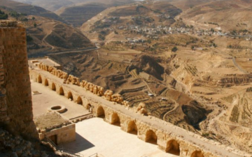 الكرك: فاعليات تدعو لوضع برامج تساهم بإعداد قيادات شبابية مؤهلة الكرك: فاعليات تدعو لوضع برامج تساهم بإعداد قيادات شبابية مؤهلة