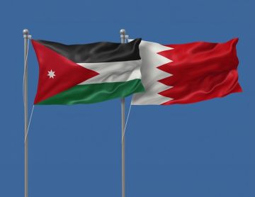 الملك والعاهل البحريني يبحثان هاتفيا العلاقات الأخوية والتطورات الإقليمية