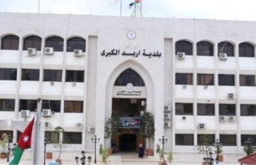 بلدية إربد تواصل تنفيذ خطتها لتعبيد الطرق بلدية إربد تواصل تنفيذ خطتها لتعبيد الطرق