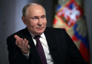 بوتين يعطي شارة البدء لبناء كاسحة جليد نووية