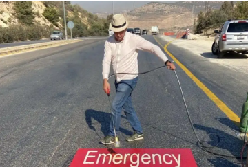 وزارة الأشغال تنهي مشروع مهارب النجاة على طريق العدسية البحر الميت لتعزيز السلامة المرورية