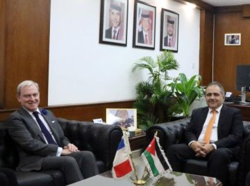 وزير الاستثمار يبحث والسفير الفرنسي تعزيز التعاون الاقتصادي