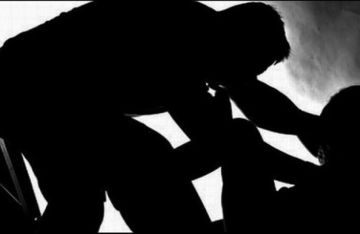 إيران.. ممثلة شابة تتهم نجما سينمائيا بارزا بالاغتصاب على غرار أنا أيضا (صور)