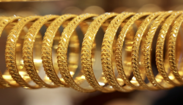 انخفاض الذهب محليا بـ40 قرشا.. وعيار 21 يتراجع إلى 81.90 دينار انخفاض الذهب محليا بـ40 قرشا.. وعيار 21 يتراجع إلى 81.90 دينار