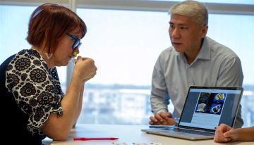 جهاز إلكتروني يعيد حاسة الشم المفقودة بتعليم الدماغ الشعور بالروائح