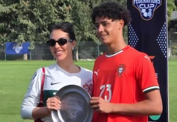 جورجينا رودريغيز فخورة بابن كريستيانو رونالدو جورجينا رودريغيز فخورة بابن كريستيانو رونالدو