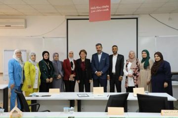 البلبيسي تشدد على تعزيز قدرات العاملين في الصفوف الأمامية لضمان كفاءة الأداء البلبيسي تشدد على تعزيز قدرات العاملين في الصفوف الأمامية لضمان كفاءة الأداء