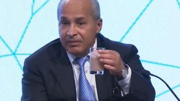 العموش يسأل الحكومة عن تصريحات المناصير العموش يسأل الحكومة عن تصريحات المناصير