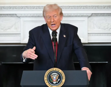 بي بي سي تعتذر لترامب