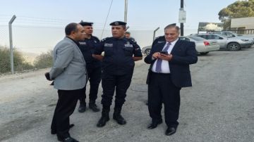 إزالة 7 بسطات ومعرشات عشوائية عند مدخل قلعة عجلون