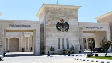 القبض على مجموعة جرمية امتهنت الاتجار بالبشر باستغلال عاملات المنازل الفارات