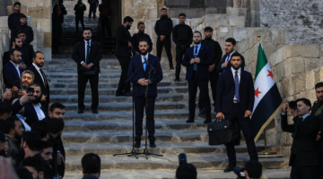 في ذكرى إسقاط النظام الشرع يعود إلى حلب ويخاطب السوريين من القلعة