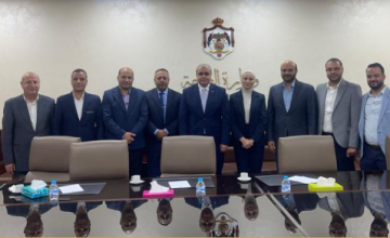 وزير الصحة يلتقي نقابة الممرضين ويبدى استعداده للاستماع لمطالبهم وزير الصحة يلتقي نقابة الممرضين ويبدى استعداده للاستماع لمطالبهم